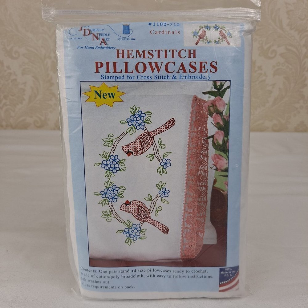 Hemstitch Set of 2 Cardinal Standard Pillowcases Stamped Cross Stitch Kit NWT